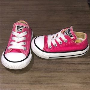 Pink converse